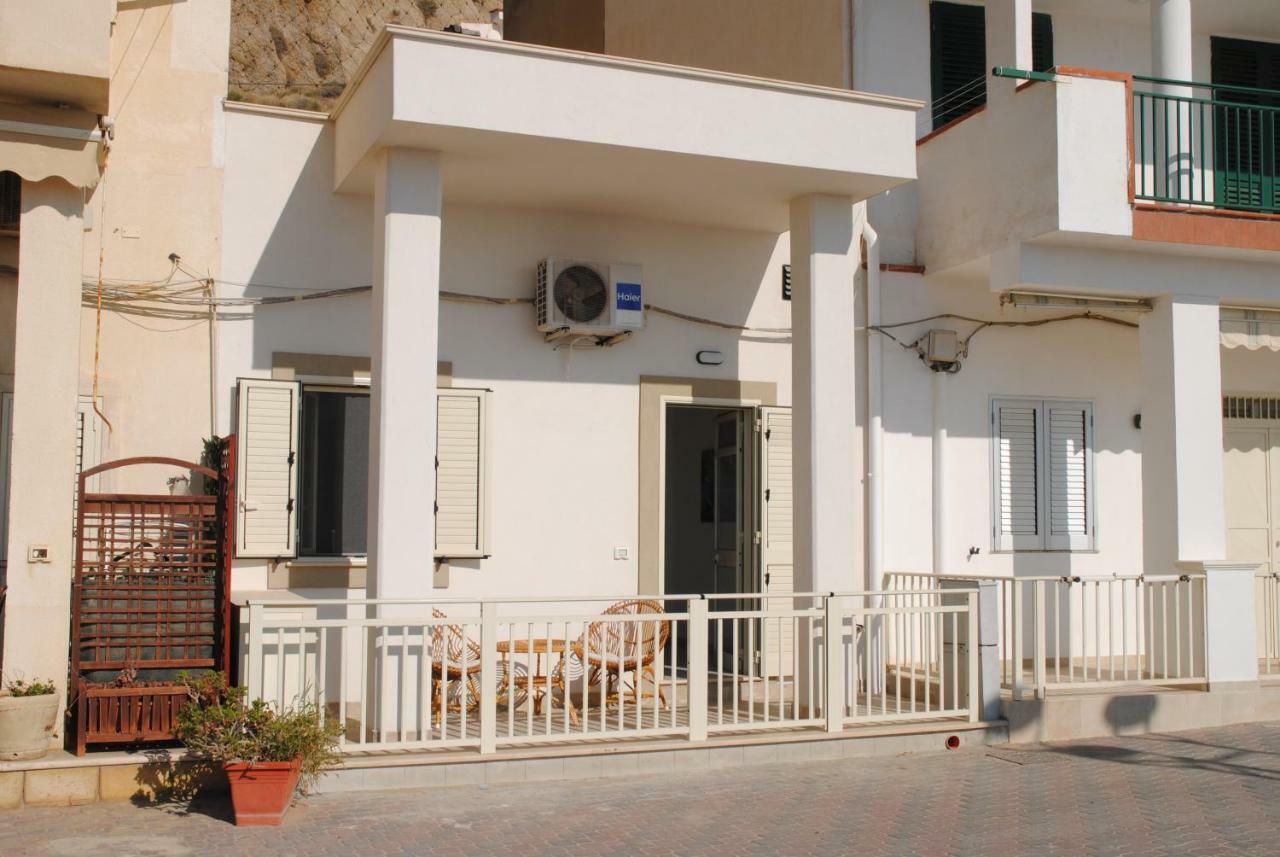 Ferienwohnung Fronte Mare Siculiana Marina Exterior foto